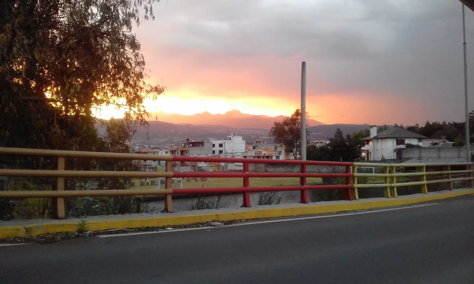 Paisaje del entorno urbano y natural de Alangasí