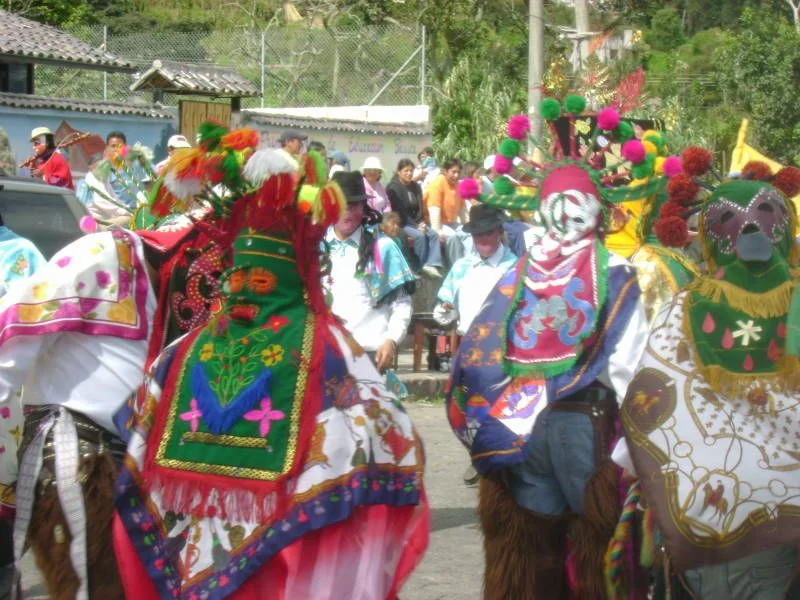 Celebraciones tradicionales fotografiadas en El Tingo